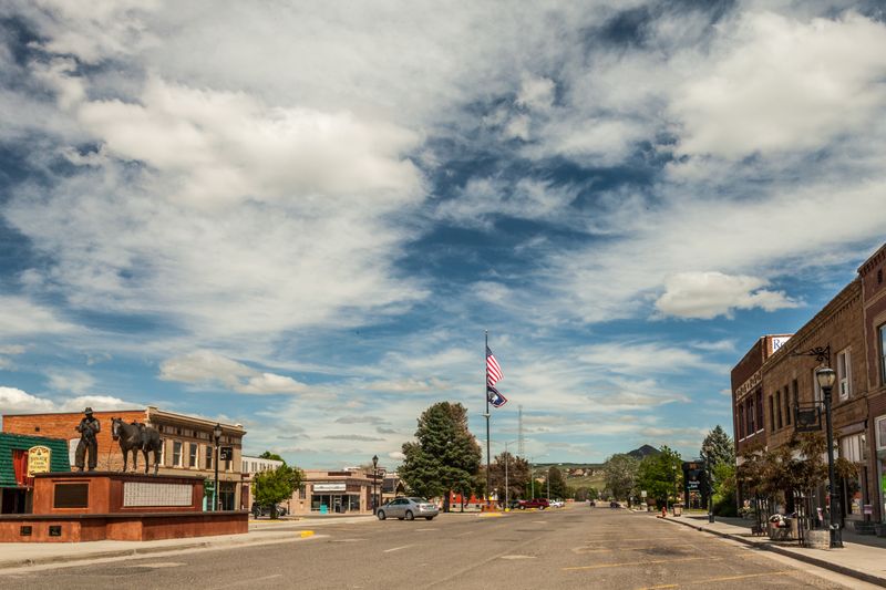 Downtown Thermopolis Rail Era Echoes