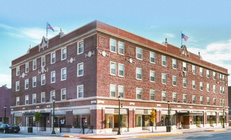 Charley Creek Inn, Wabash