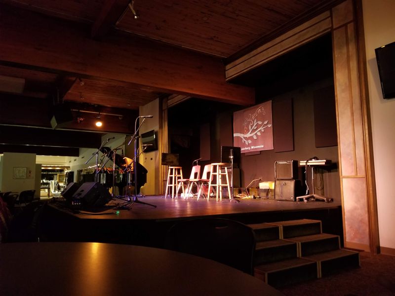 Cedarburg Cultural Center Holiday Pop Up Scene