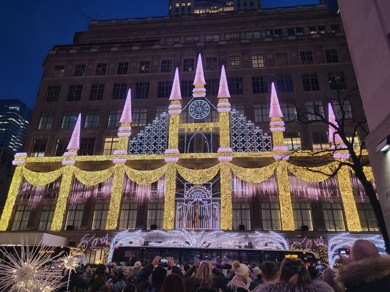 Fifth Avenue Facades, Window Wonder, and Seasonal Displays