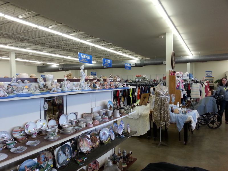 Sunday Morning Thrift Hunt Before The Drive Home