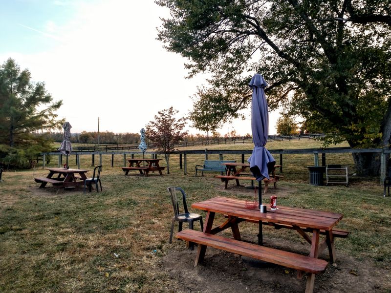 A Lexington Classic People Recommend