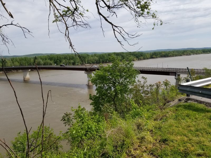 Seasonal Beauty That Rewards Repeat Visits