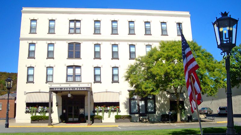 The Penn-Wells Hotel's Historic Hospitality