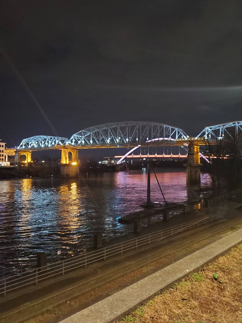 Cumberland River Pedestrian Bridge