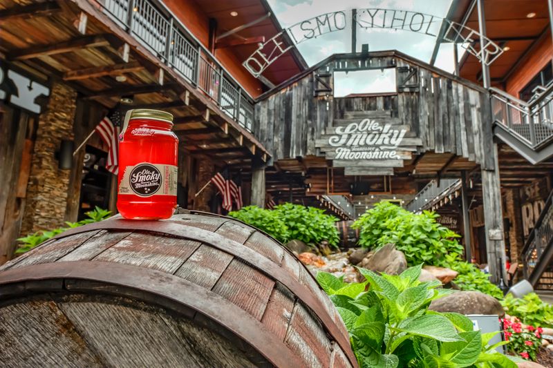 Ole Smoky Moonshine, The Holler