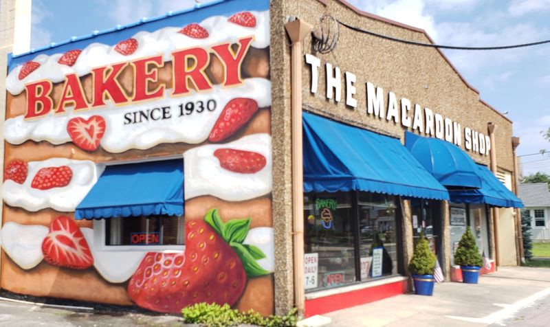 The Macaroon Shop in Avon-by-the-Sea