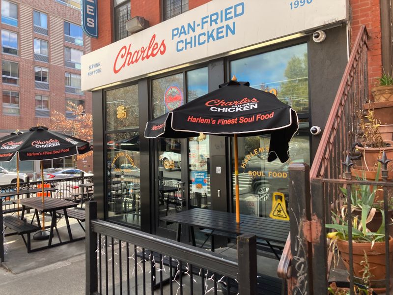 Charles' Country Pan Fried Chicken, Harlem, NYC
