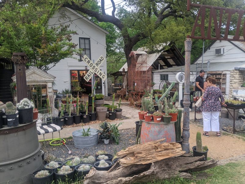 Wimberley: Once Quiet, Now Popular With Austin Day-Trippers