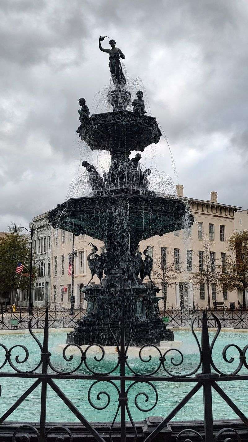 Montgomery Says No Opening Umbrellas On The Street