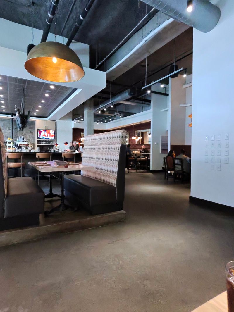 Red Cow (North Loop - Minneapolis)