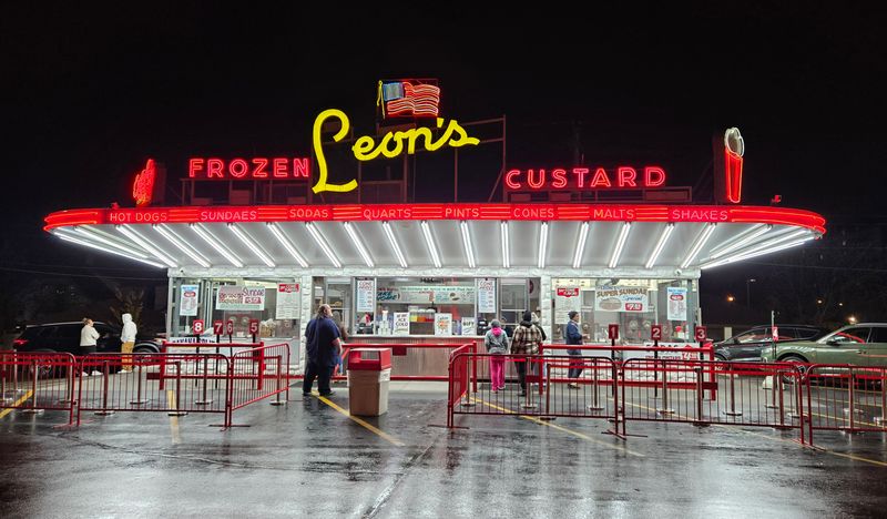 Leon's Frozen Custard, Milwaukee