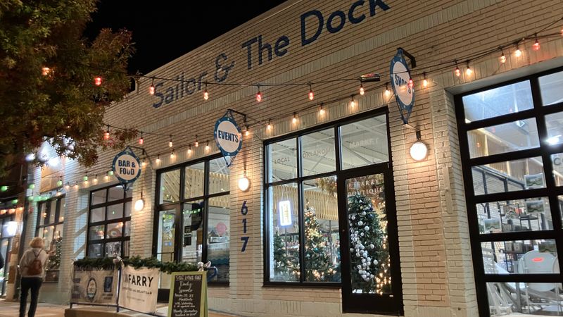 Holly Jolly Indoor Market at Sailor & The Dock