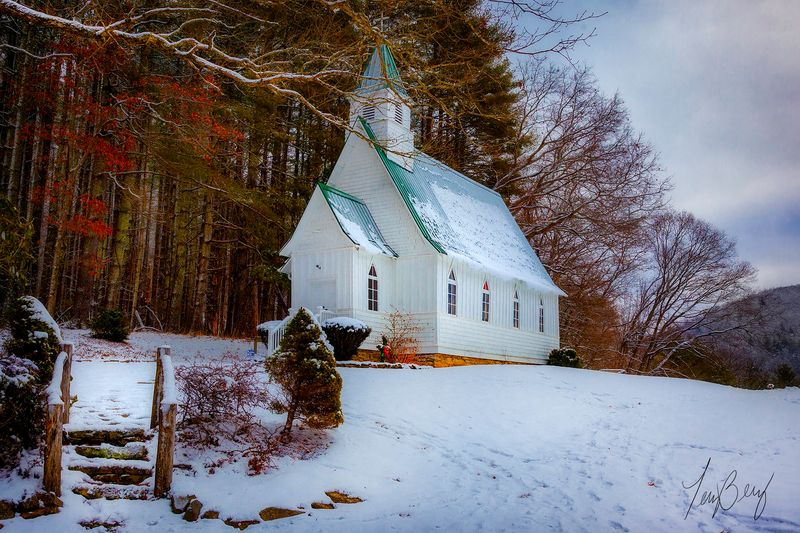 The Village Church on Sunset Drive