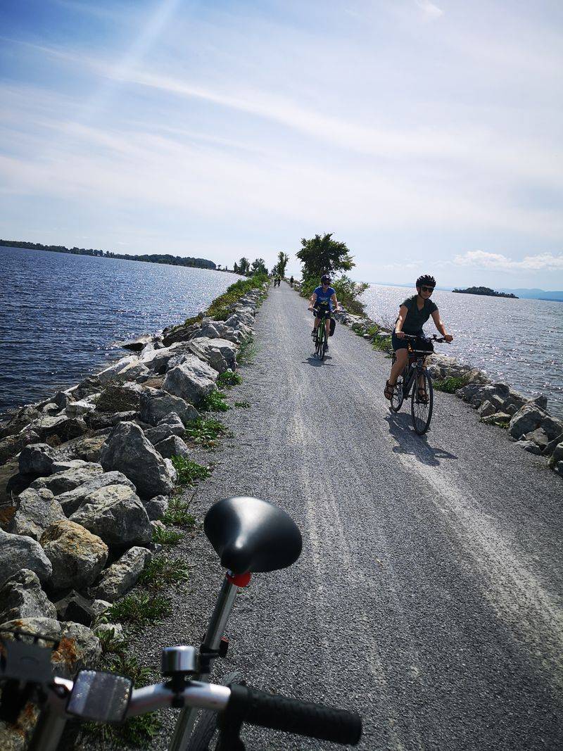 The Champlain Islands (Route 2)