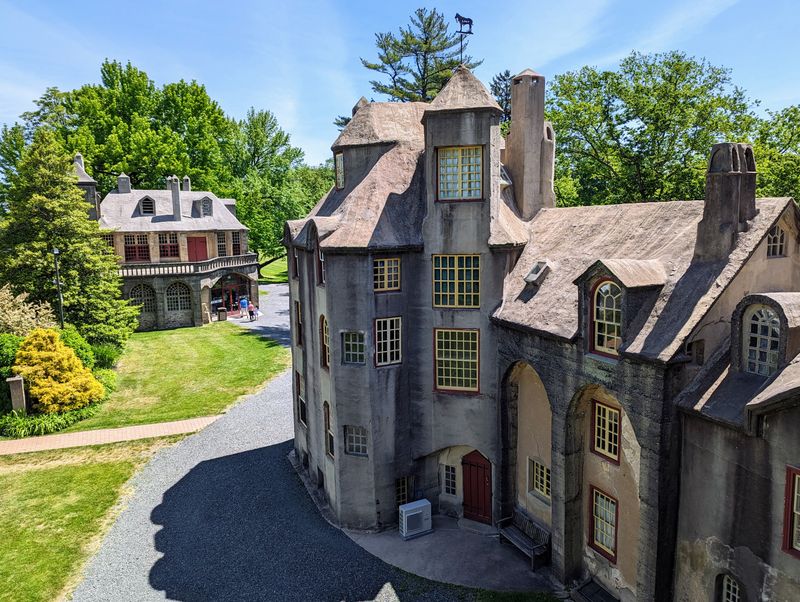 A Setting That Inspires Artists, Dreamers, and Wanderers