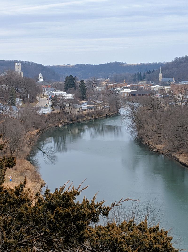 Elkader