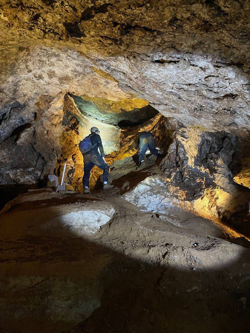 Spelunking in Alabaster Caverns