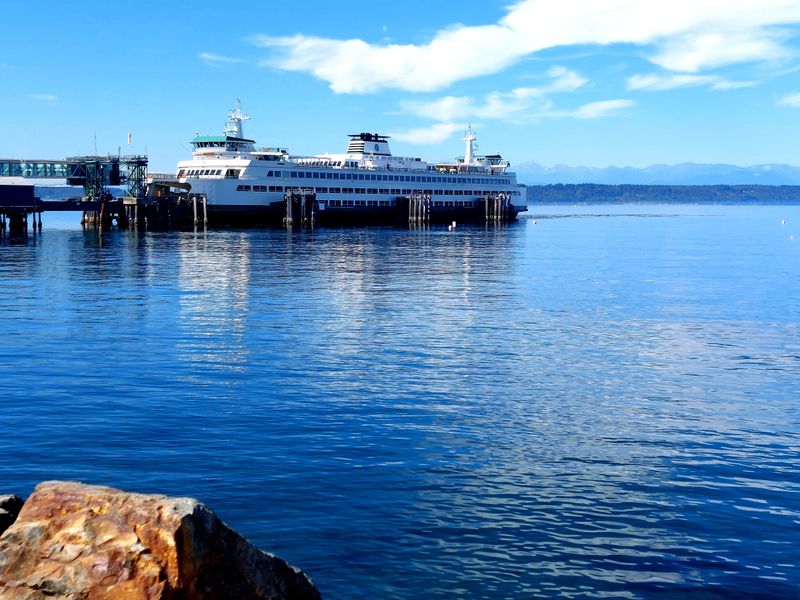 Edmonds to Kingston: North Sound Serenity