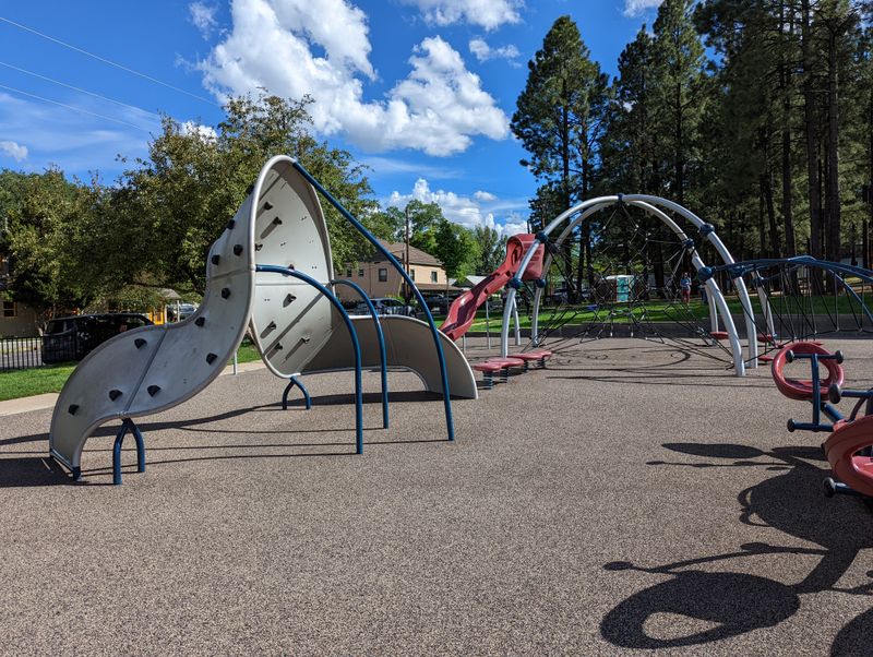 Thorpe Park Pines And Playfields