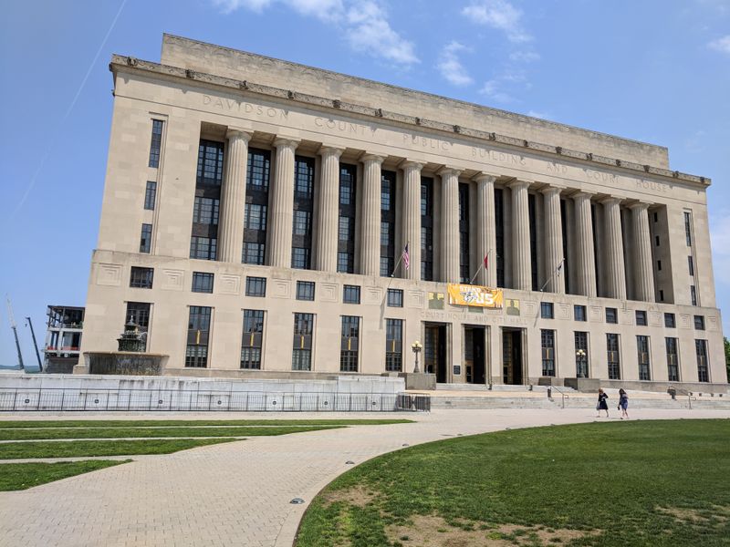 Capitol Hill Grounds and a Quiet Climb