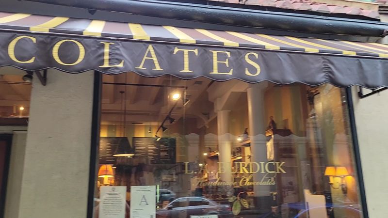 Why This Spot Defines Massachusetts Winter Travel Culture