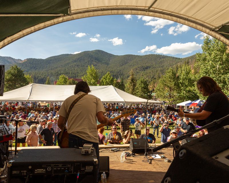 8750' Music & BBQ Festival, Red River