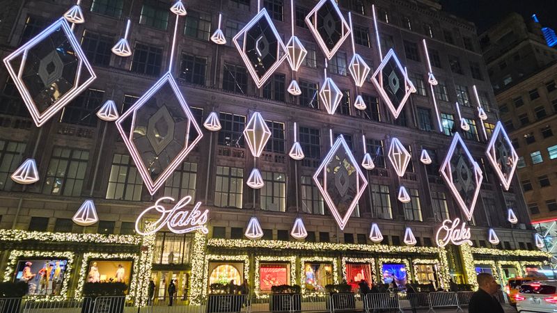 The Spectacular Projection Mapping Technology