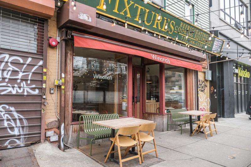 Winona's Bluff Country Holiday Showcase