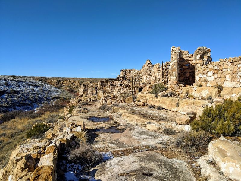 Two Guns and Apache Death Cave Site