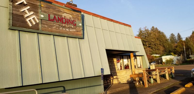 Bay City – The Landing Restaurant