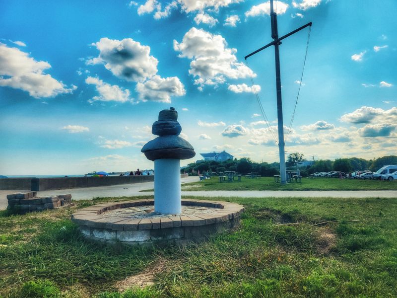 Rye Beach Seawall Walk on Route 1A