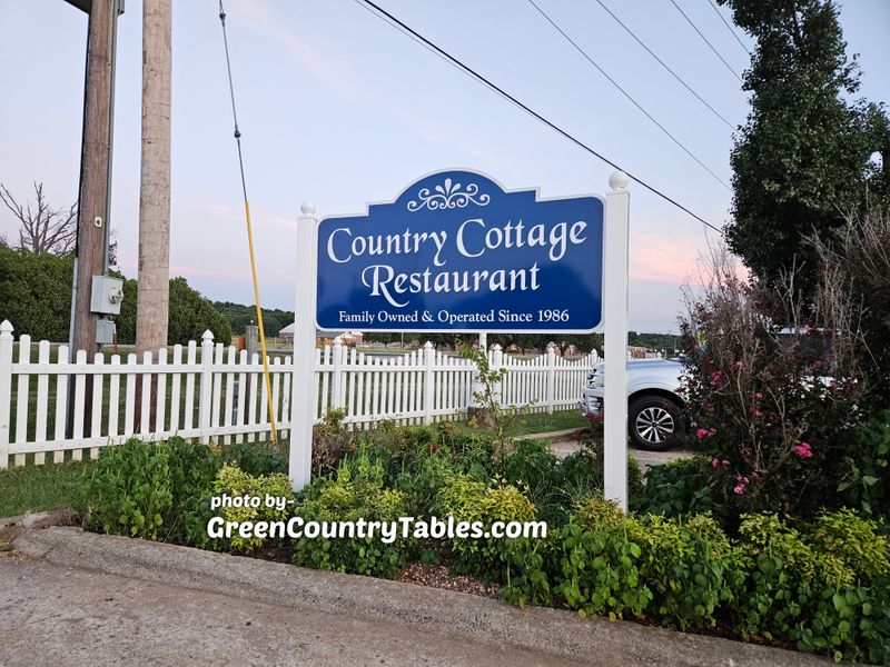 Small Town Buffet With A Big Loyal Crowd