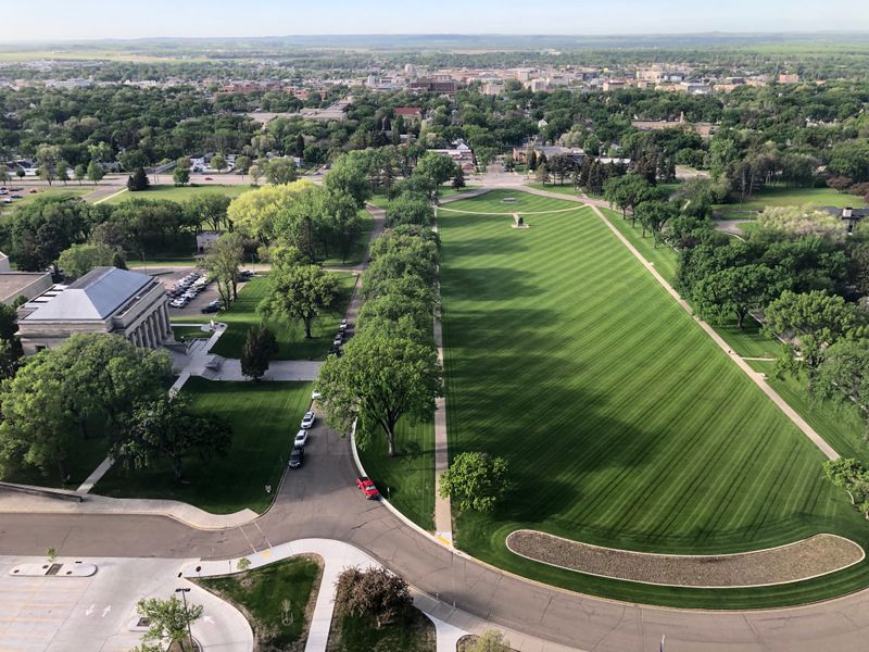 Community loyalty keeps standards high, small cities and farms