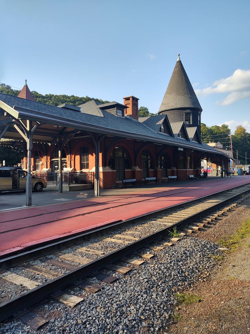 Planning Ahead, Tickets And Timing That Work