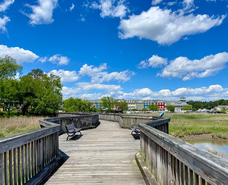 Jersey Park and River Overlook