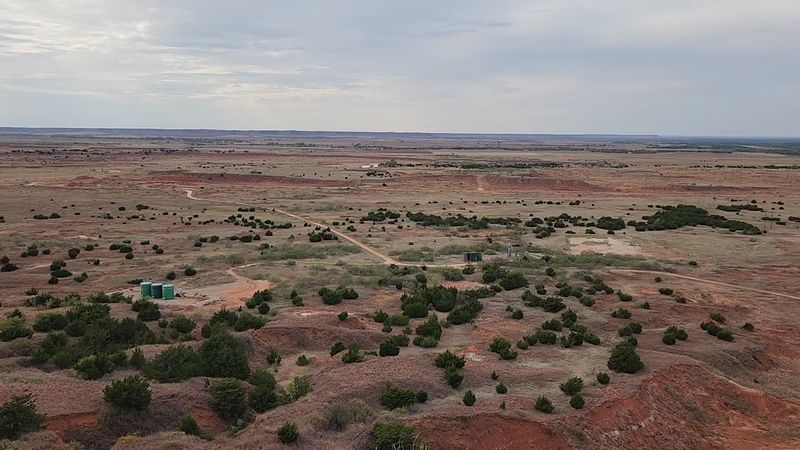 Gloss Mountain State Park, Shimmering Mesas