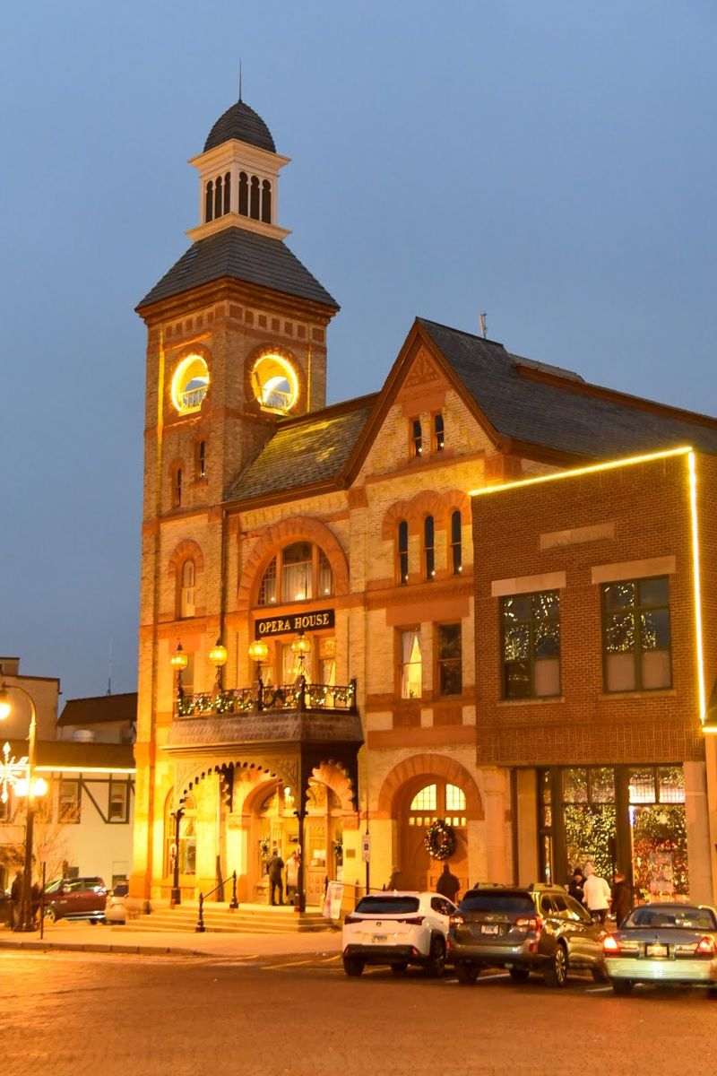 Woodstock’s Victorian Square