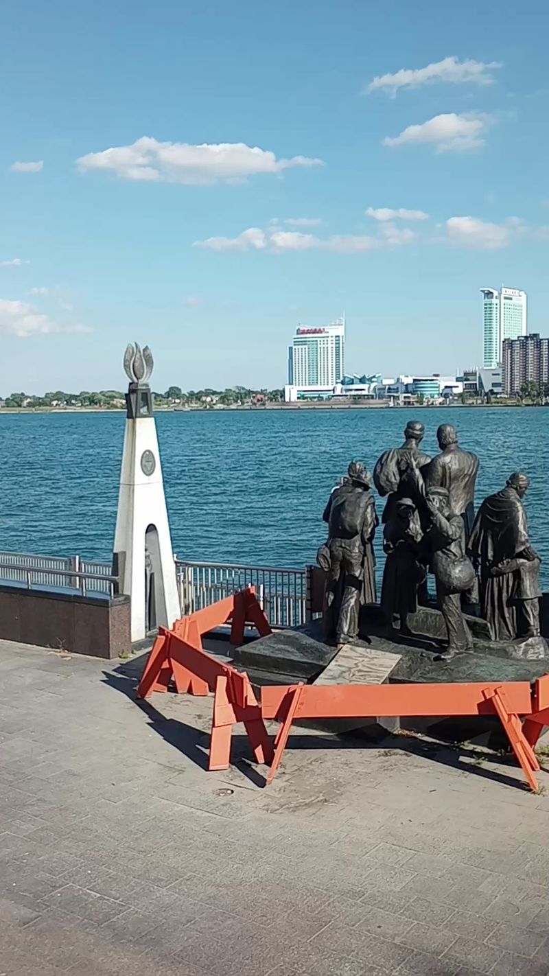 Detroit’s Pig Nose Ring Rule