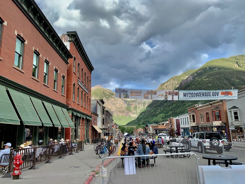 Culinary Scenes With Big City Palates