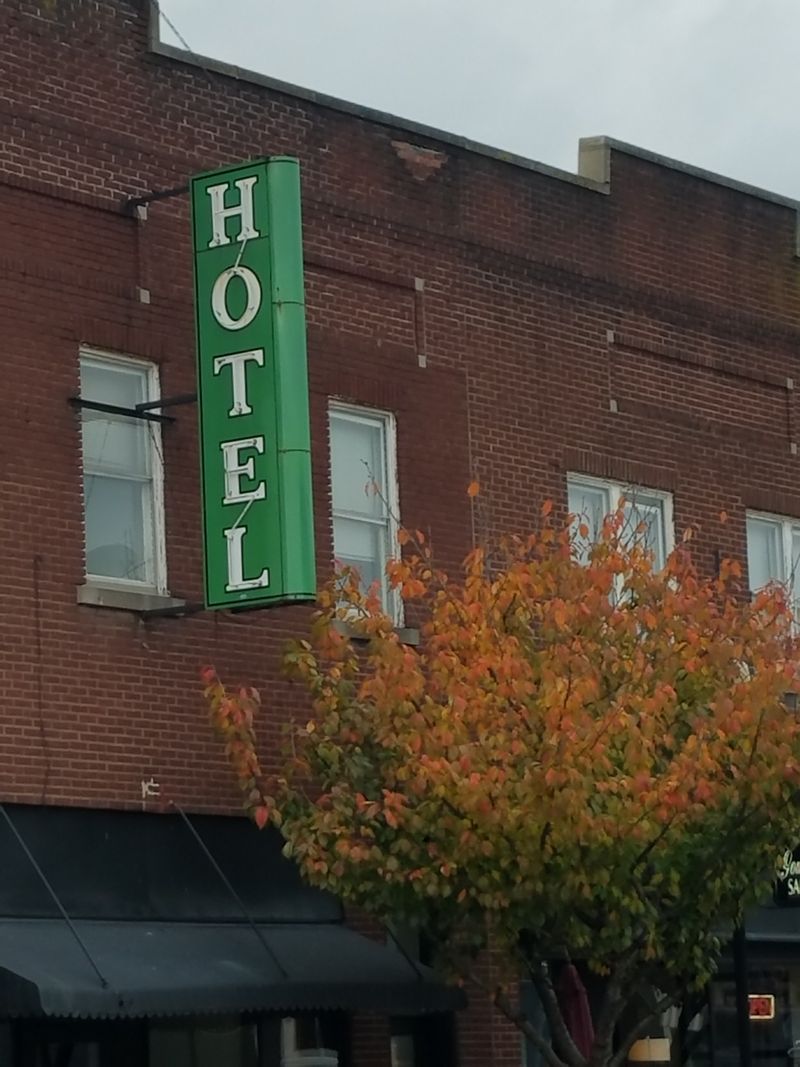 Anderson Hotel, Lawrenceburg