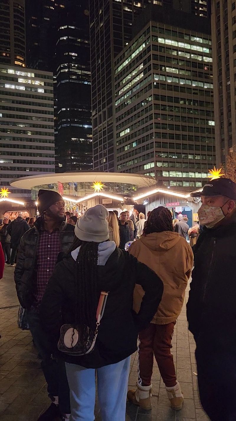 Line Jumping And Confusing Queues