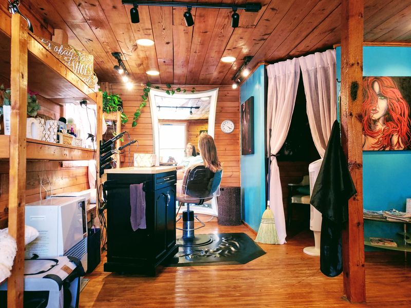 Seasonal beauty from bloom to snow