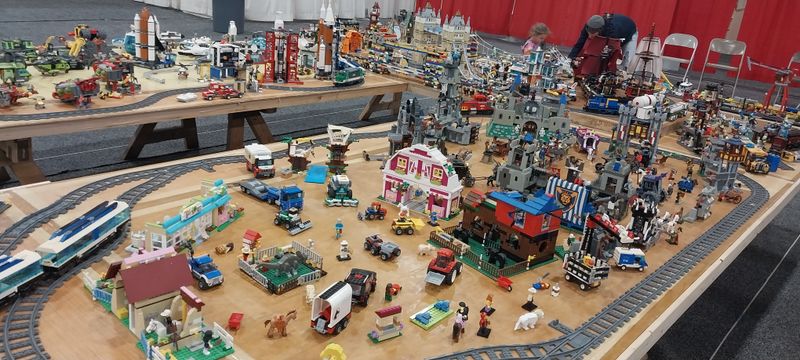 Pennsylvania Christmas + Gift Show