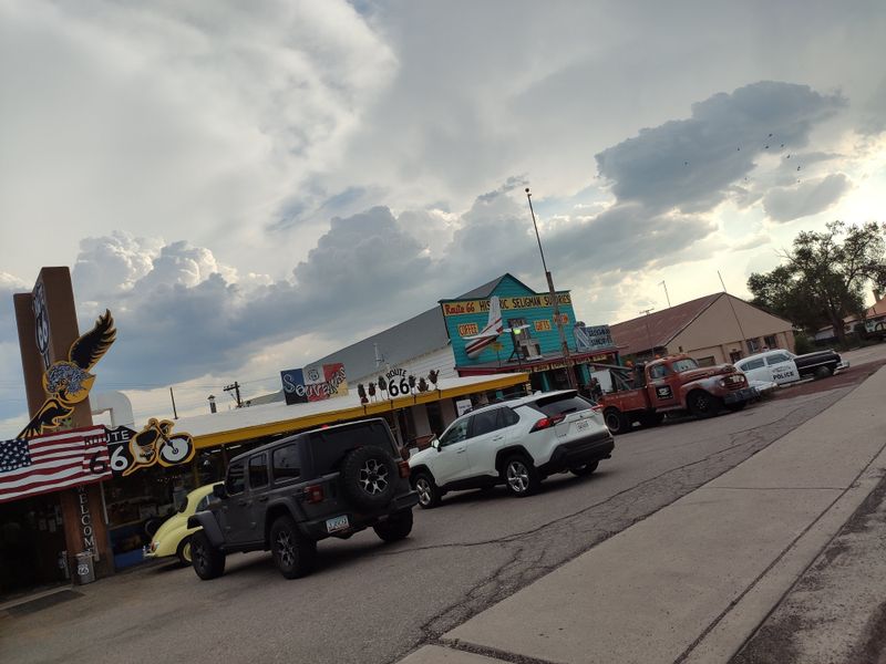 Gateway Stop to Grand Canyon Routes