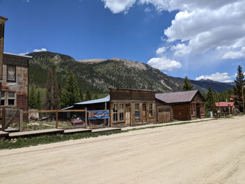 Remote Location That Preserves Authentic Atmosphere