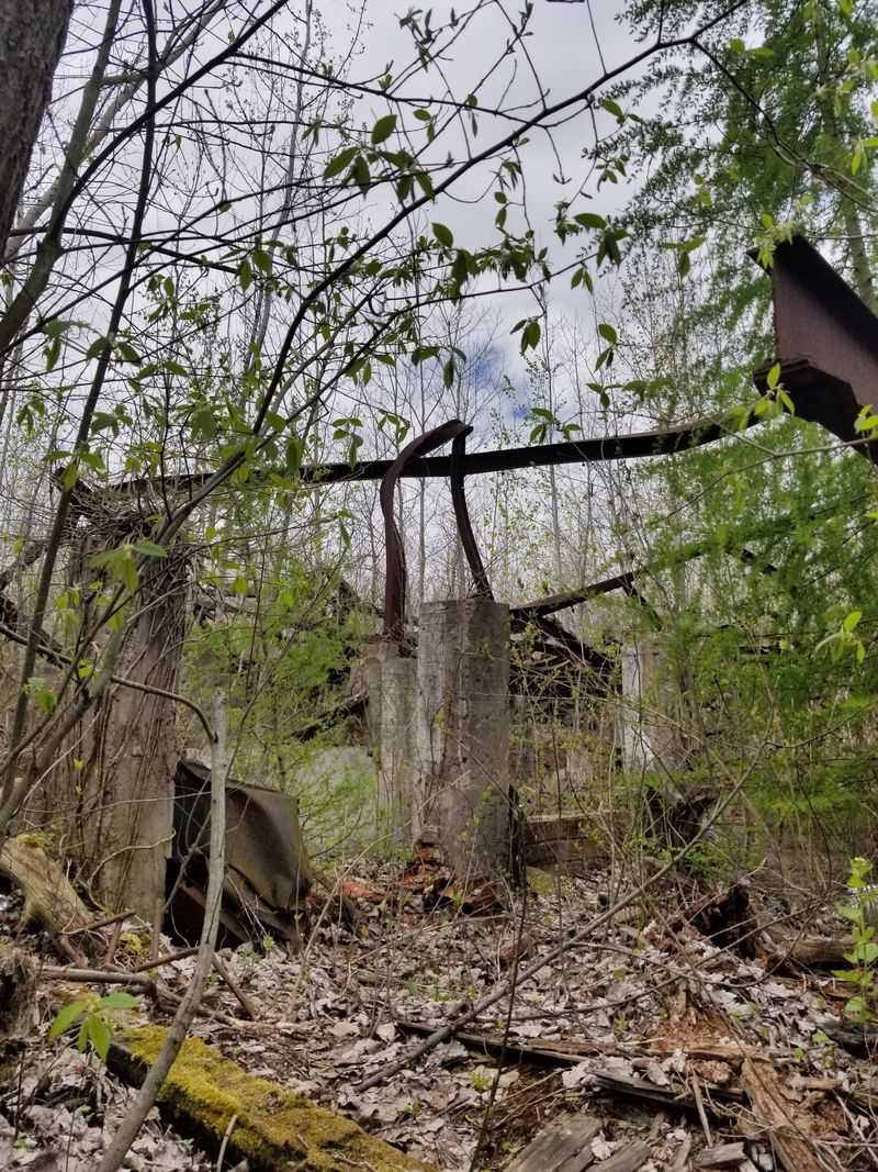 Planning a safe and meaningful route