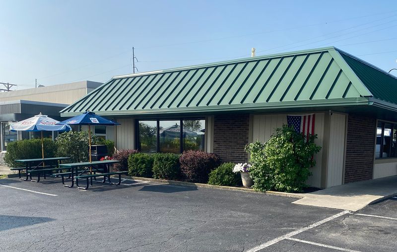 Pizza Cottage, 7553 E Main St, Russells Point, OH 43348