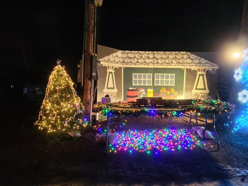 Stanwood - The Lights of Christmas
