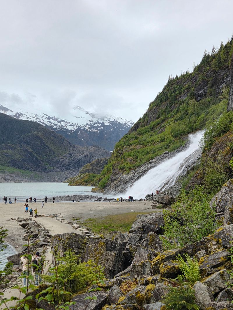 Mendenhall Glacier Visitor Center, 6000 Glacier Spur Rd, Juneau, AK 99801
